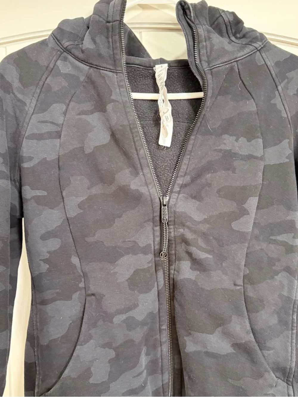 Lululemon Scuba Hoodie Full Zip Black Camo Size 8